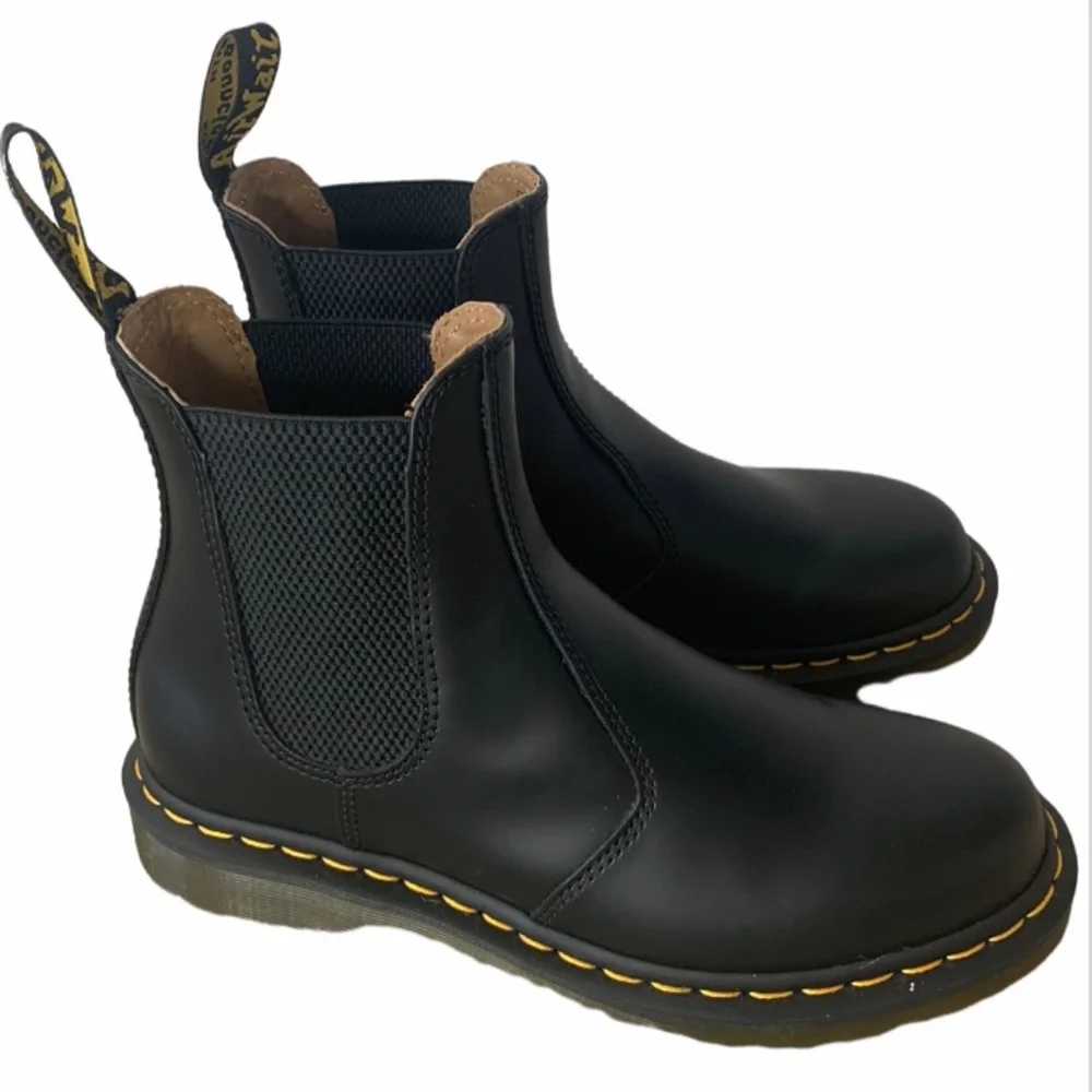 ❌SOLD❌Dr. Martens Chelsea Boot Yellow Stitch - Picture 3 of 8